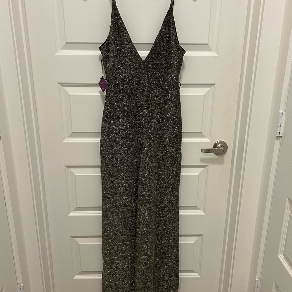 Metallic One Piece Jumpsuit Glitter Holiday Deep V Neckline Small NWT! - Picture 5 of 7
